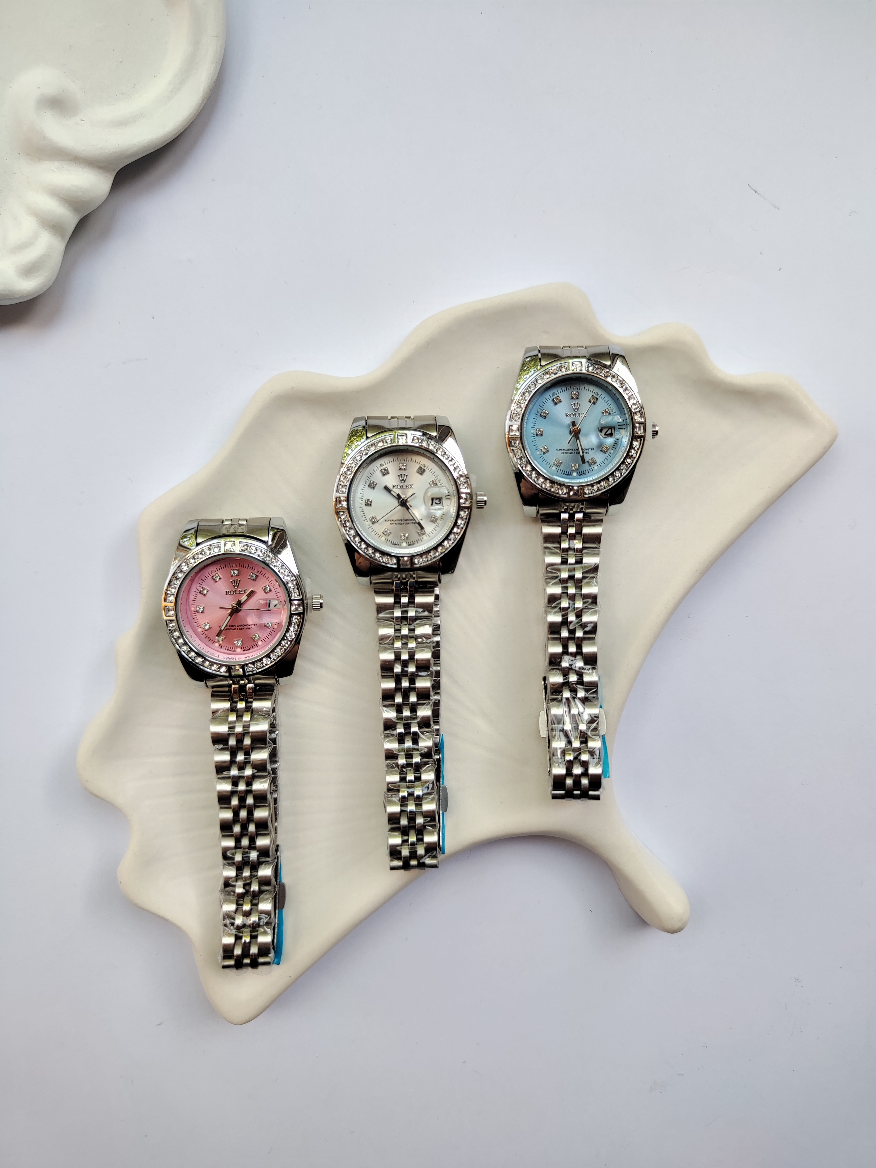 ساعت رولکس دور نگین زنانه